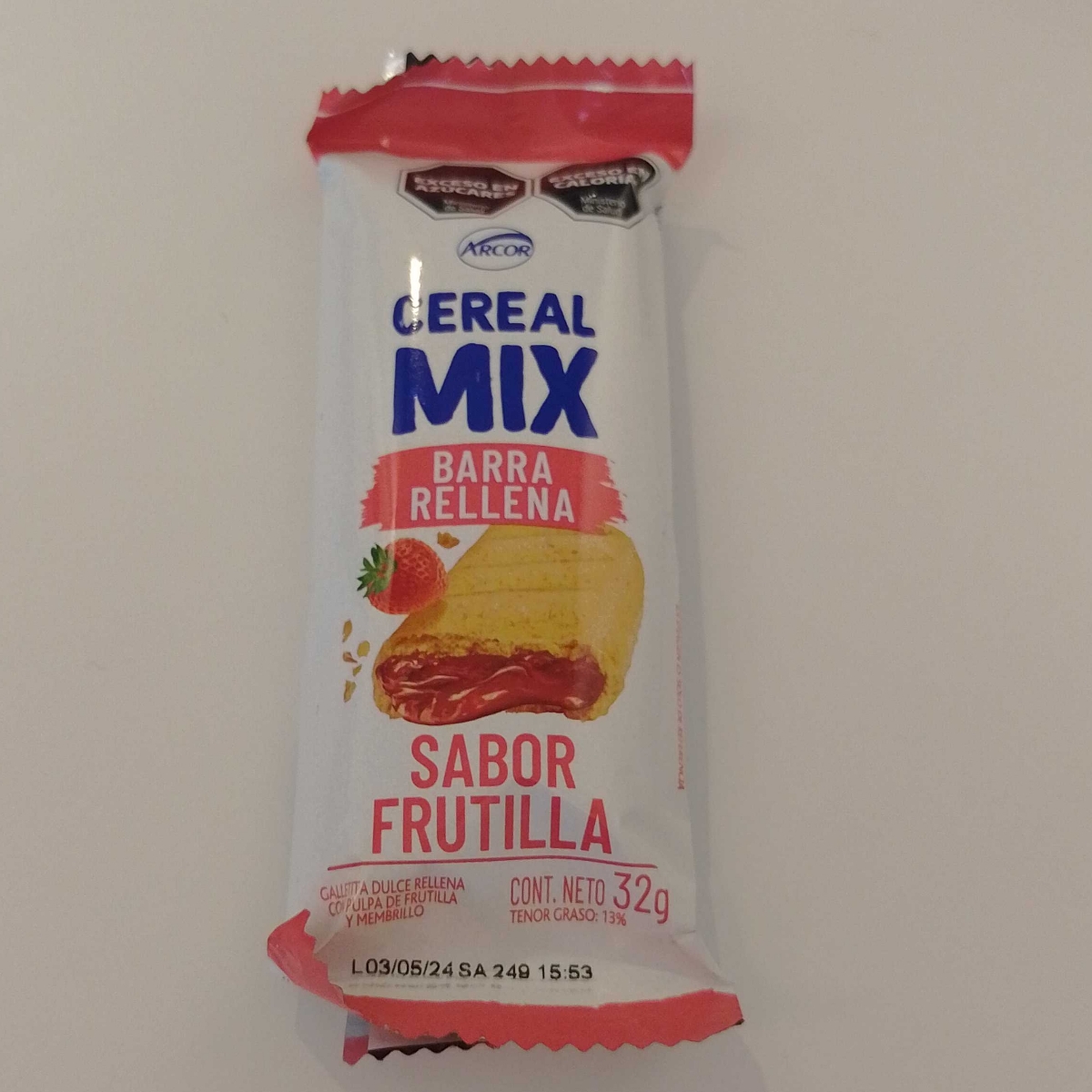 Cereal Mix Barra Rellena (Sabor Frutilla) from Arcor - Vegan Product ...