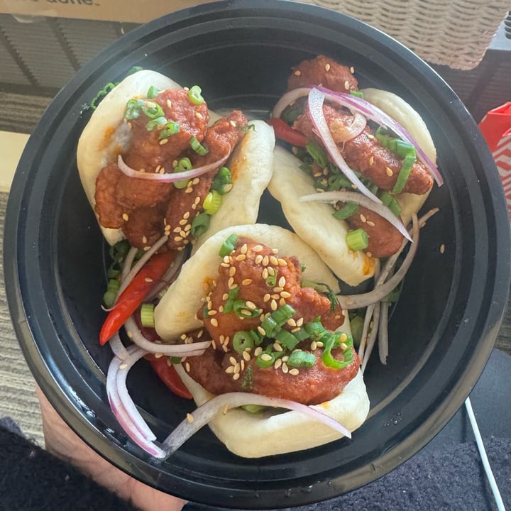 photo of Beyond Sushi (W 56th Street) Fried Chick’n Bao shared by @veganfoodcrazy on  27 Jan 2024 - review
