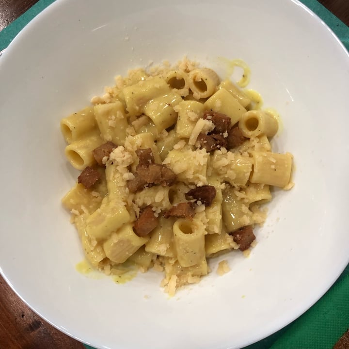 photo of La puntarella pazza carbonara shared by @3l33o on  09 Sep 2023 - review