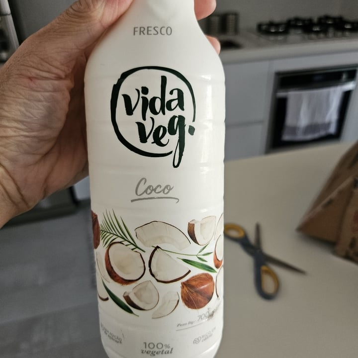 photo of Vida Veg Bebida Leite Vegetal Coco shared by @iaraturrin on  01 Sep 2023 - review
