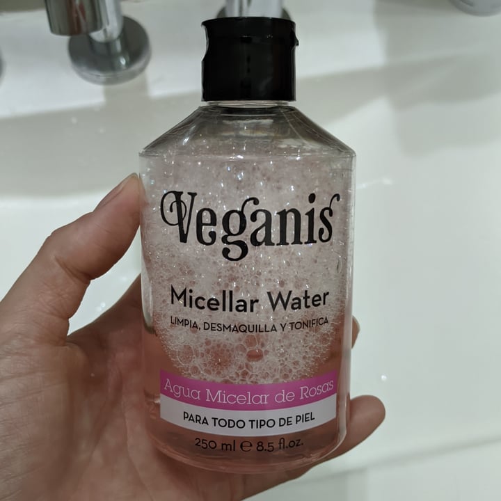 photo of Veganis Agua Micelar shared by @magaby on  05 Oct 2023 - review