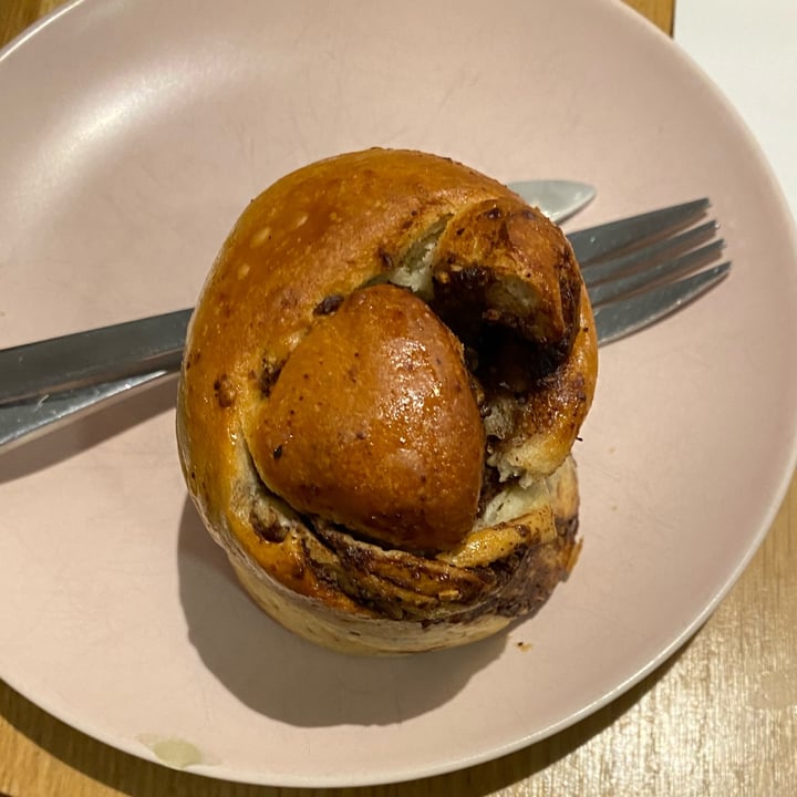 photo of Delish Vegan Doughnuts Roll De Nutella shared by @quinn06 on  26 Aug 2025 - review