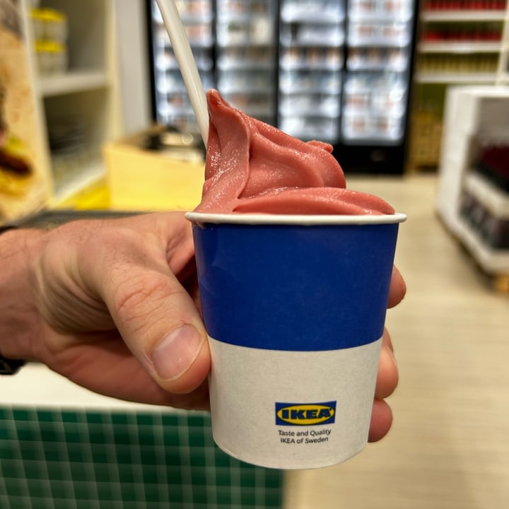 photo of IKEA Restaurant Strawberry Icecream shared by @nathlena19 on  27 Aug 2023 - review