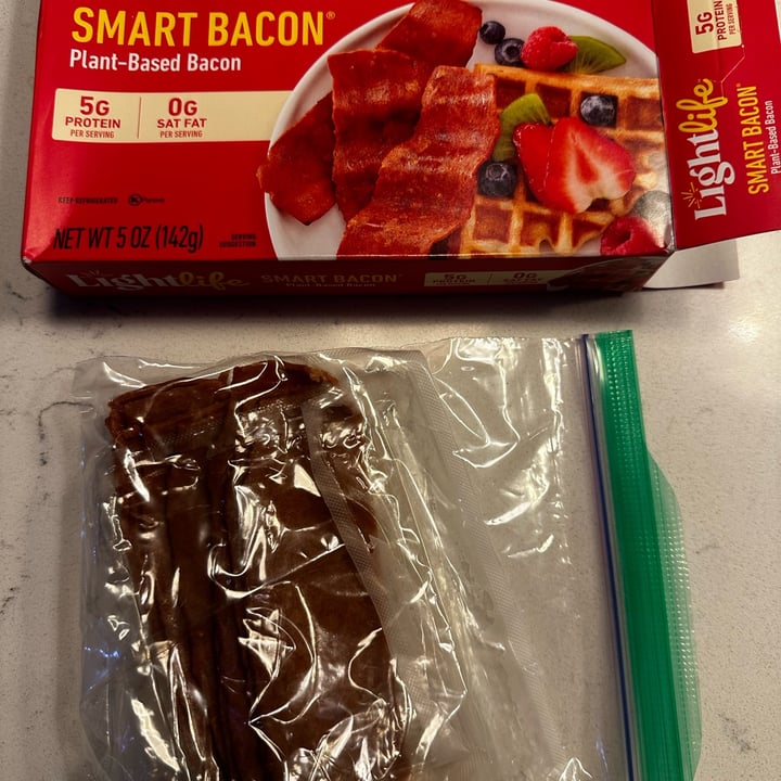 photo of Lightlife Smart Bacon Plant-Based Bacon shared by @babagadrewsh on  25 Feb 2024 - review