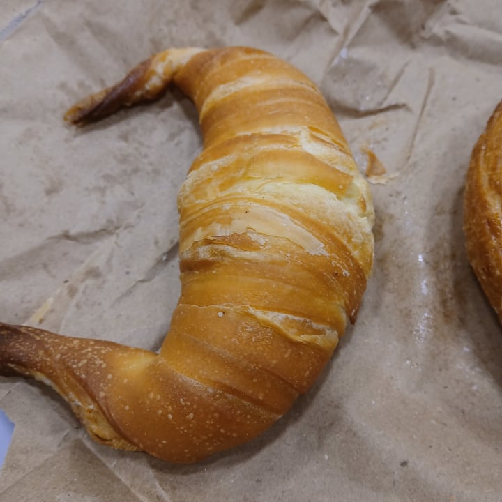 photo of Craft Vegan Nordelta Panaderia Vegana Medialunas de Grasa Sin Grasa shared by @ladylu on  12 Sep 2025 - review