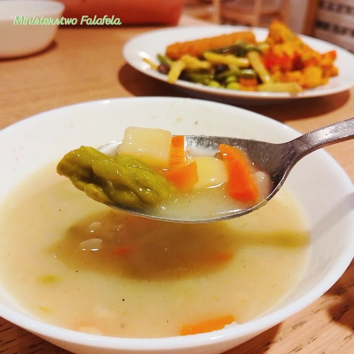 photo of IKEA RESTAURACJA Asparagus soup shared by @ministerstwofalafela on  13 Sep 2025 - review