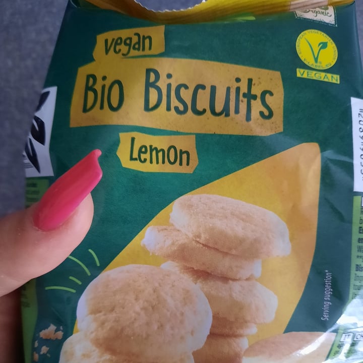 photo of Vemondo Biscotti Al Limone shared by @giusii on  18 Sep 2023 - review