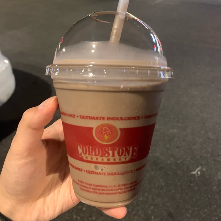 photo of Cold Stone Creamery Silk Chocolate Almondmilk shared by @potplant on  17 Aug 2024 - review