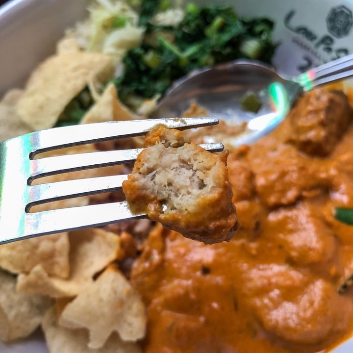 photo of Gokul RAAS Vegetarian plant based butter chicken bowl shared by @m1tch9i on  06 Oct 2023 - review