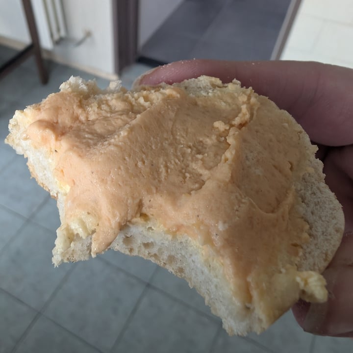 photo of Argeta Tastes Like Chicken Spread shared by @vganbeast on  08 Apr 2025 - review