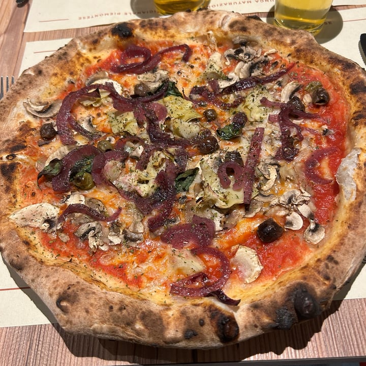 photo of Pizzeria Fratelli Roselli pizza cipoveg shared by @laveganasiciliana on  25 Feb 2024 - review