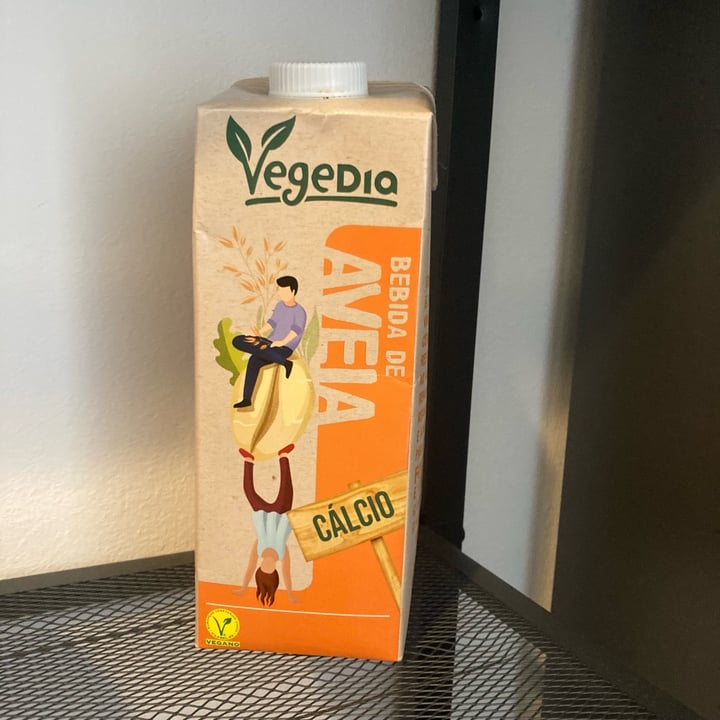 photo of Vegedia Bebida de almendras shared by @vy on  11 Mar 2024 - review