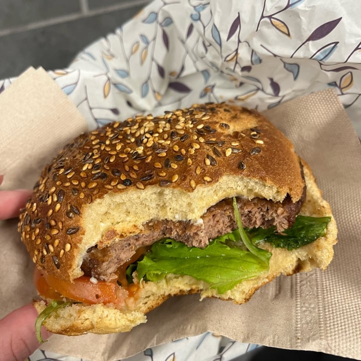 photo of Natoo | Healthy All The Way Veggie Burger shared by @emmamolteni on  19 Mar 2024 - review