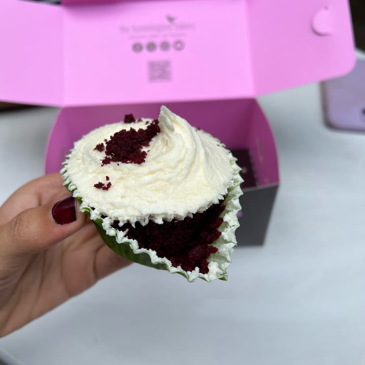 photo of The Hummingbird Bakery Vegan red velvet cupcakes shared by @gingerbreadrhea on  30 Sep 2025 - review