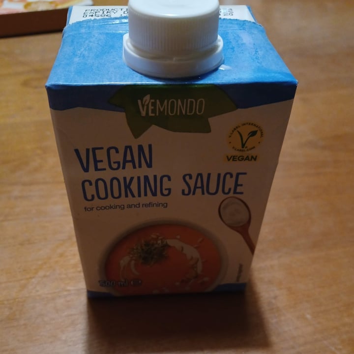photo of Vemondo vegan cooking sauce shared by @gloomyaria on  05 May 2024 - review