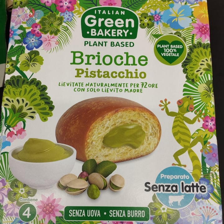 photo of italian green bakery Brioche Al Pistacchio shared by @evains on  26 Sep 2023 - review