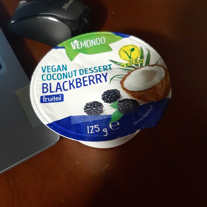 photo of Vemondo Vegan coconut dessert blackberry shared by @draculaura on  01 Jan 2024 - review