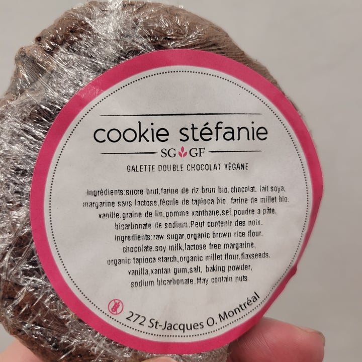 photo of Cookie Stéfanie Double Chocolate Cookie shared by @artemysiafrxvx on  15 Nov 2024 - review