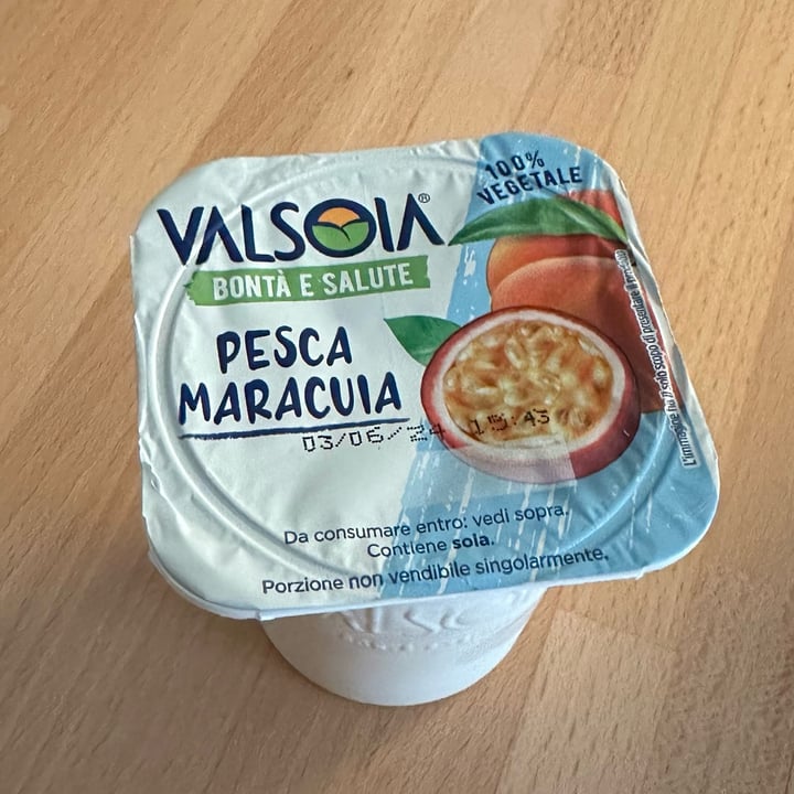 photo of Valsoia Yogurt Pesca e maracuja shared by @chiararas92 on  21 May 2024 - review