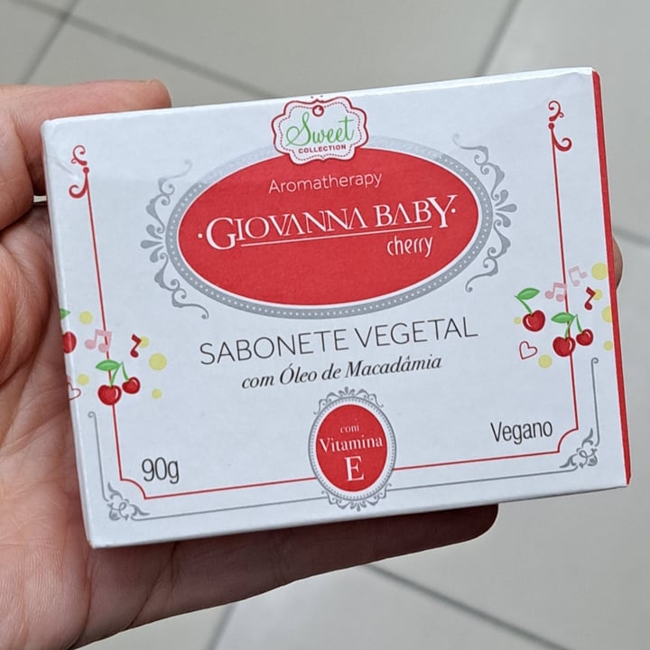 photo of Giovanna baby sabonete vegetal Cherry shared by @aranvegan on  21 Apr 2024 - review