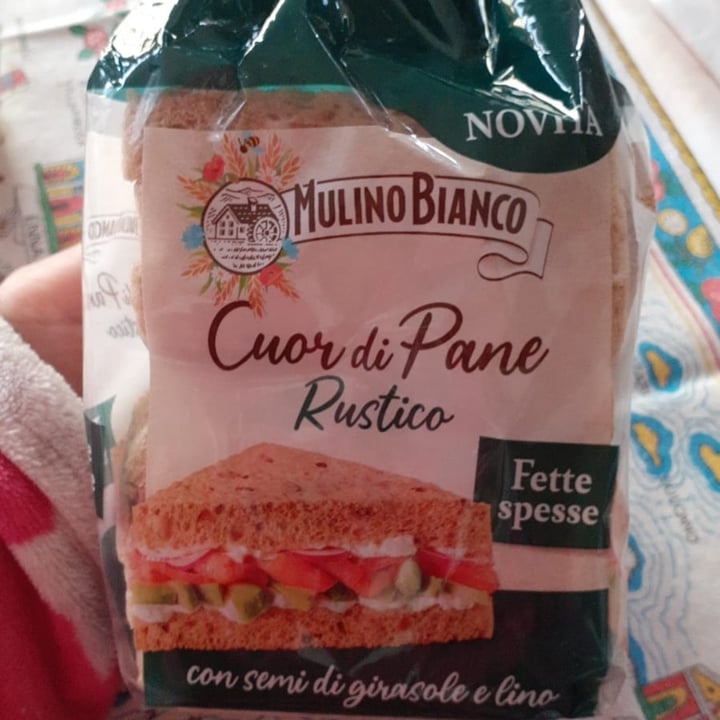 photo of Mulino Bianco cuore di pane shared by @marydrago3 on  28 Apr 2024 - review