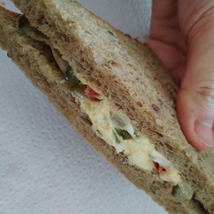 photo of Ja! Vegan Lyoner art sandwich shared by @cleta on  25 Feb 2024 - review