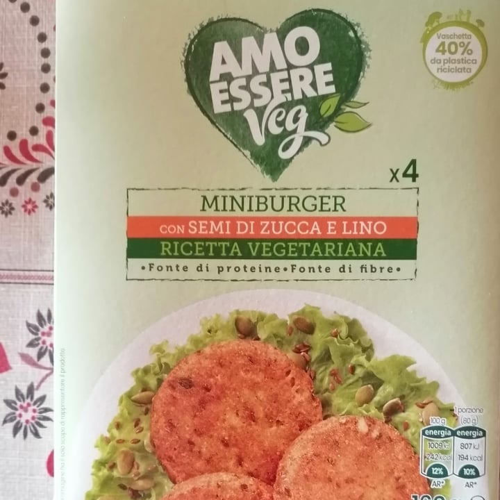 photo of Amo Essere Veg Mini Burger con semi di zucca e lino shared by @moth on  10 Feb 2024 - review