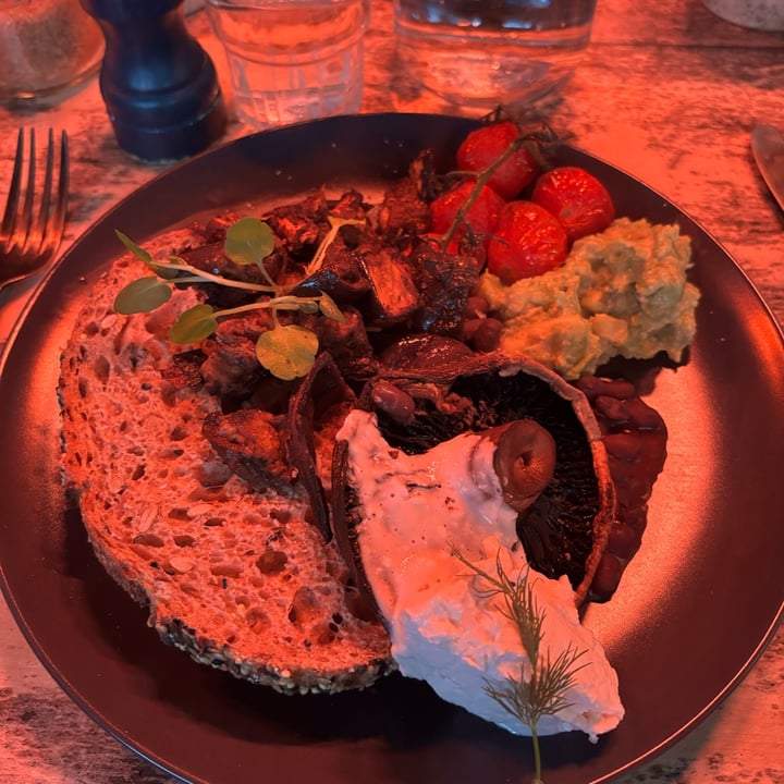 photo of Common Ground CG Breakfast Plate (Vegan) shared by @bolpar12 on  10 Dec 2024 - review