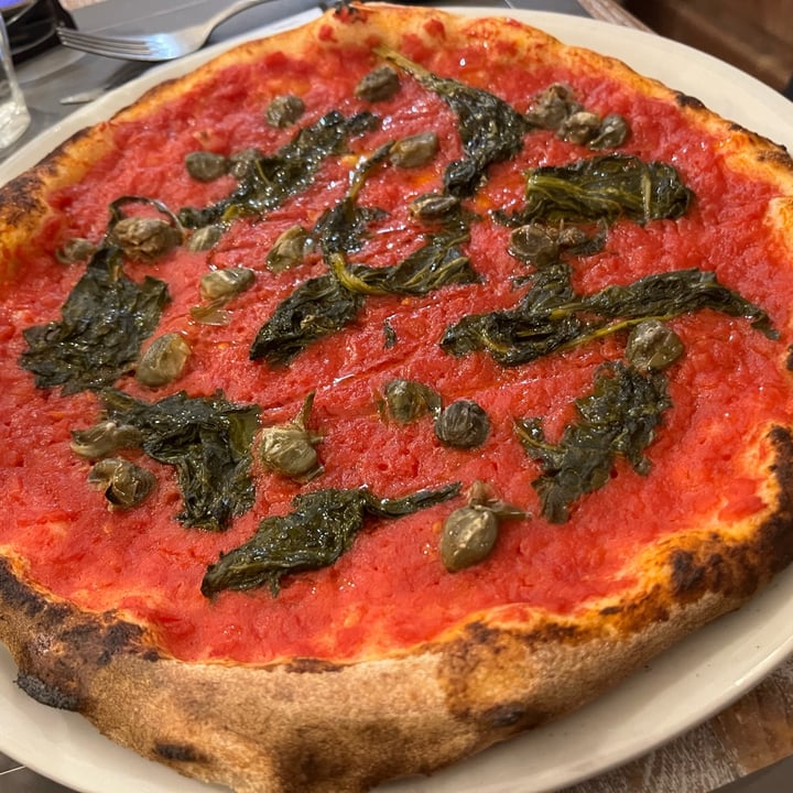 photo of Ristorante Pizzeria La Forca pizza friarelli e capperi shared by @miba on  19 Apr 2024 - review