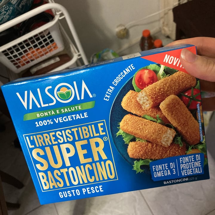 photo of Valsoia L'Irresistibile Super Bastoncino Gusto Pesce shared by @ness24 on  20 Apr 2024 - review