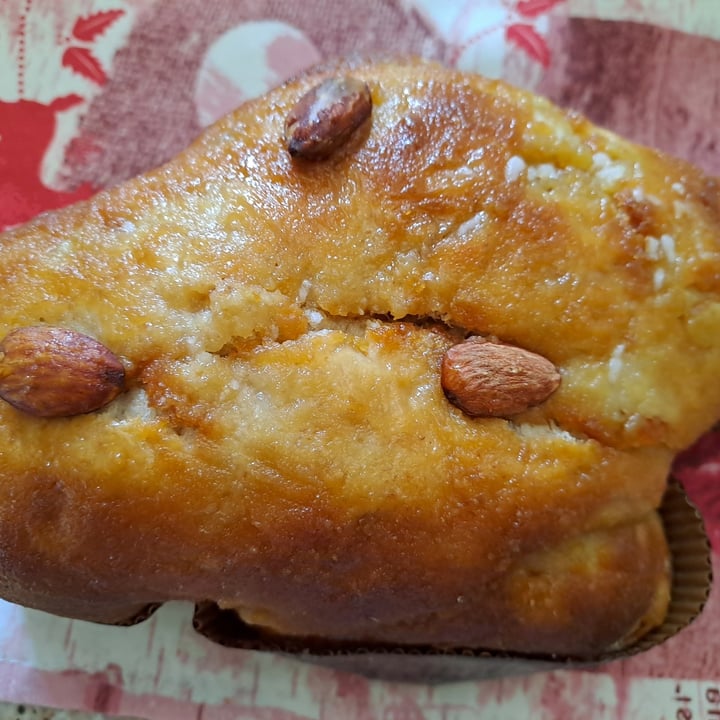 photo of Snoopy Food Colomba Vegan shared by @irislacaprettafelice on  28 May 2025 - review
