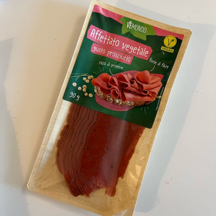 photo of Lidl Affettato vegetale gusto prosciutto shared by @caterinaviti on  03 Aug 2025 - review