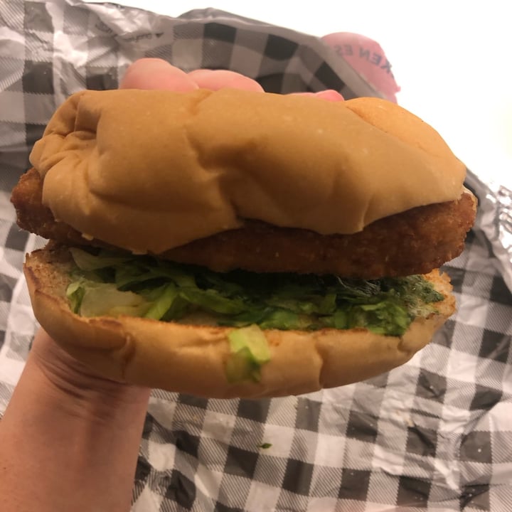 photo of Bloom Fast Good Chicken Especial shared by @paulaliro on  04 Apr 2024 - review