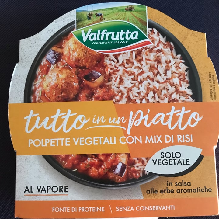 photo of Valfrutta tutto in un piatto Polpette Vegetali Con Mix Di Risi shared by @nuritveg13 on  19 Nov 2023 - review