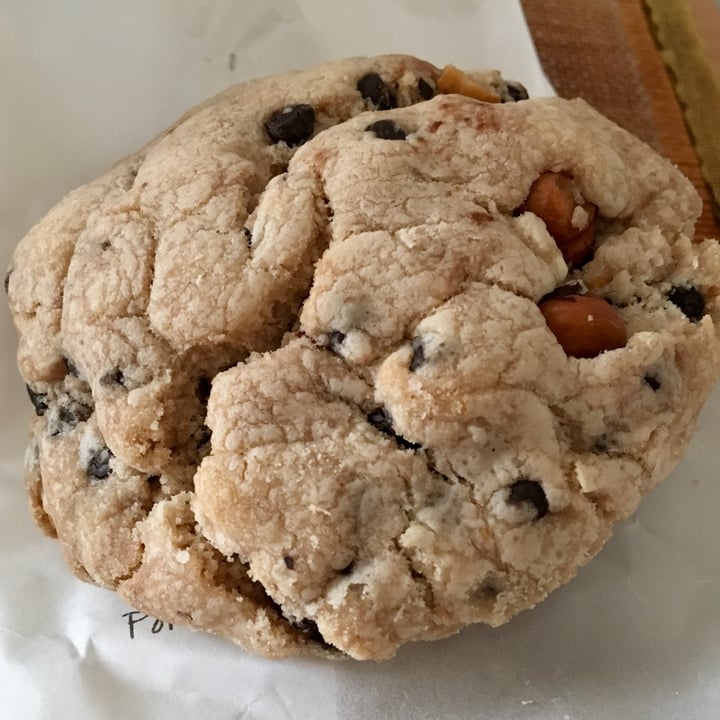 photo of Radagast Vegan Bakery Cookie alle nocciole con gocce di cioccolato shared by @nika7 on  30 Sep 2023 - review