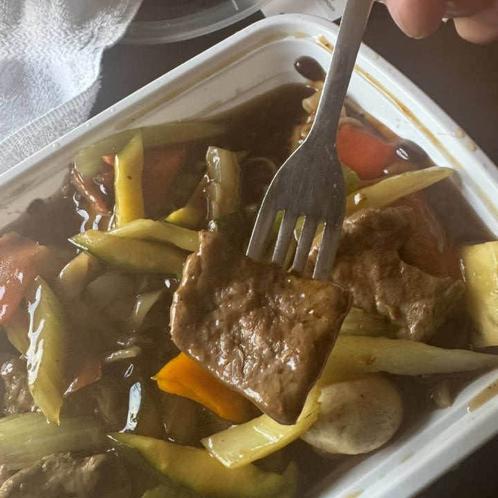 photo of Buddha's Stir fried soy beef and broccoli shared by @cheapvegantacos on  11 Jun 2025 - review