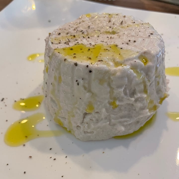 photo of 1,2,V…Cheese! Micotta shared by @sottolapellepodcast on  16 Sep 2025 - review