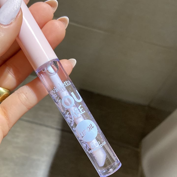 photo of Violetta cosméticos Lip Oil shared by @solagosttinacappella on  10 Nov 2023 - review