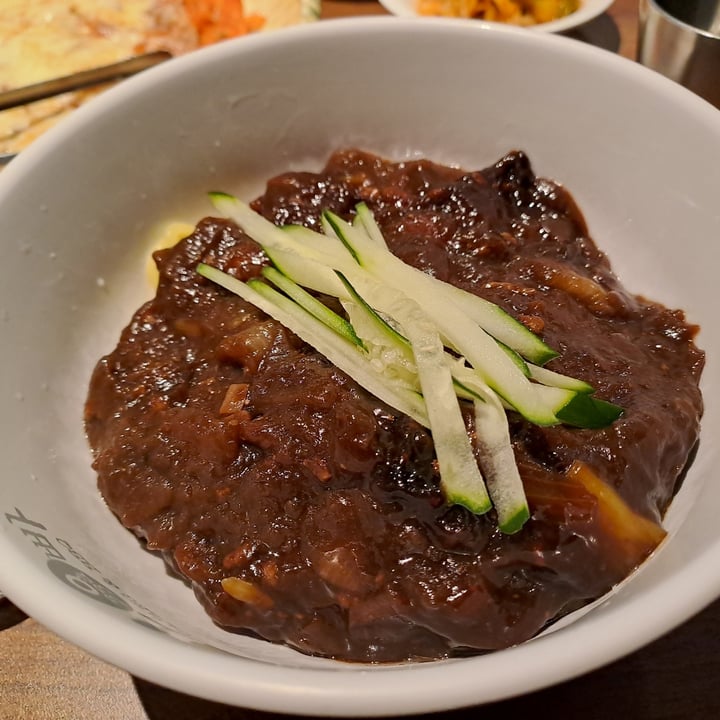 photo of O.BBa Jjajang Vegan Jjajangmyeon shared by @wonderwombat on  11 May 2024 - review