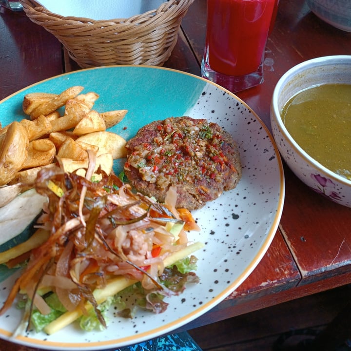 photo of Soul restaurante Menú Del Día shared by @veganintheworld on  11 May 2024 - review