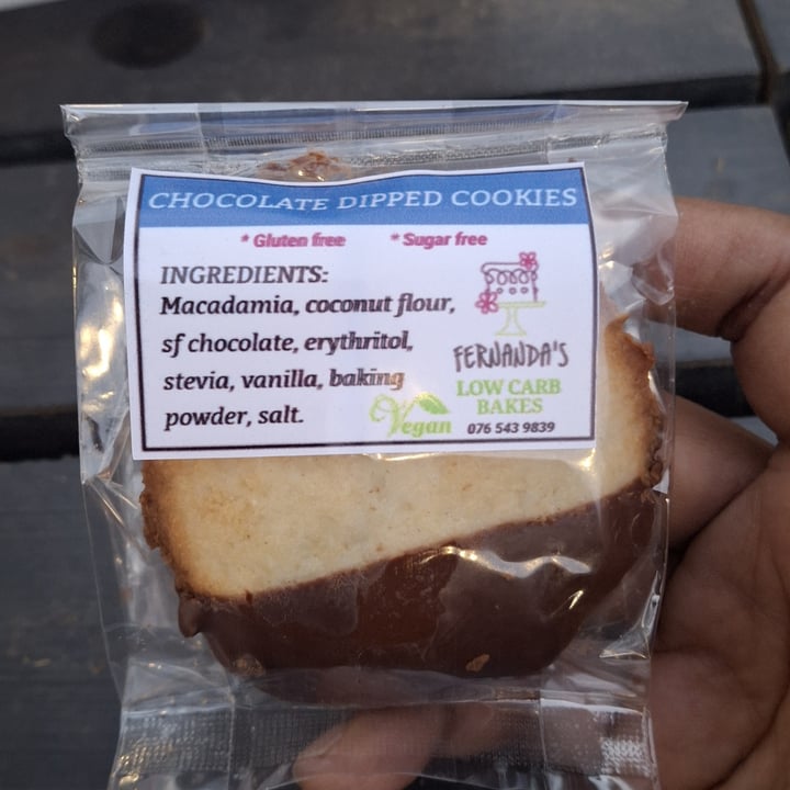 photo of Fernanda's Vegan Bakes chocolate dipped cookie shared by @udeshs on  08 Nov 2024 - review