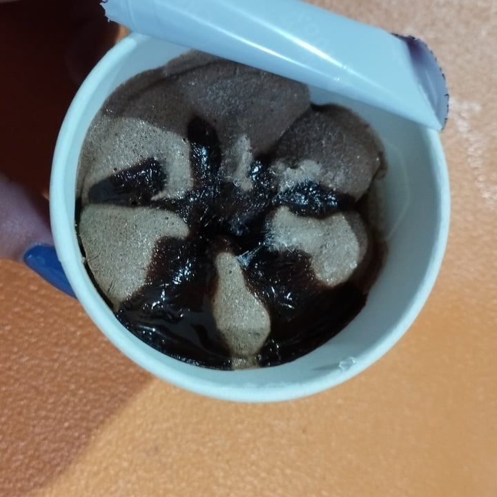photo of Grido postre veg chocolate con salsa de chocolate shared by @luu1 on  15 Sep 2023 - review