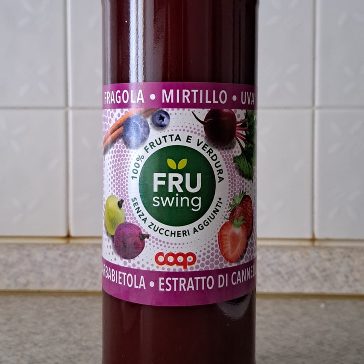photo of Fru Swing Succo fragola, mirtillo, uva, barbabietola ed estratto di cannella shared by @veggiemarti on  03 Oct 2023 - review