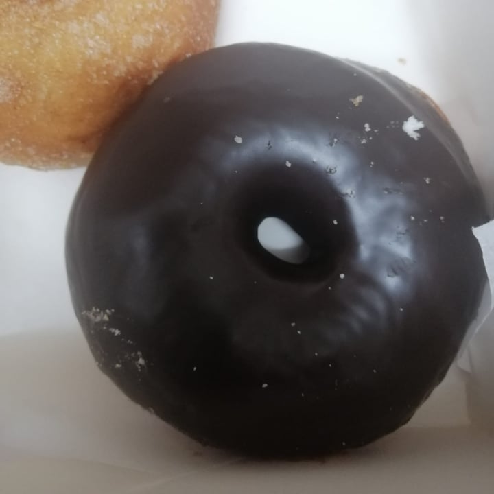 photo of Bite Me Café Donut de chocolate shared by @moniqueta on  09 Oct 2025 - review