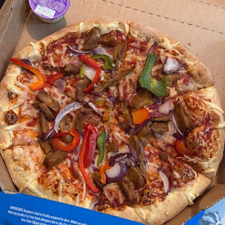 photo of Domino's Pizza - Aldershot Plant Based Chick’n Winner shared by @esmehart on  23 Mar 2024 - review