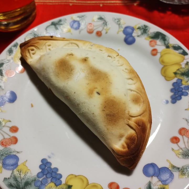 photo of Heaven (Delivery and Take-away) Empanada Porteña shared by @aldyribo on  28 Aug 2023 - review