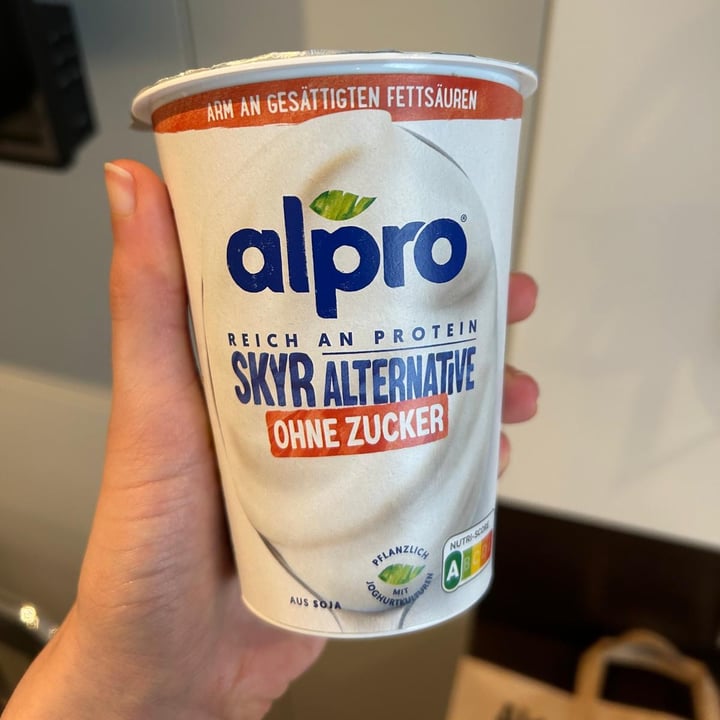 photo of Alpro Skyr Style Ohne Zucker shared by @veggiegaia on  22 Mar 2025 - review