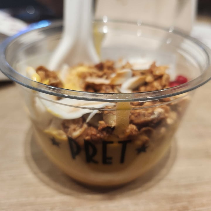 photo of Pret A Manger Mango And Banana Sunshine Bowl shared by @gabriellademartino on  10 Jan 2024 - review