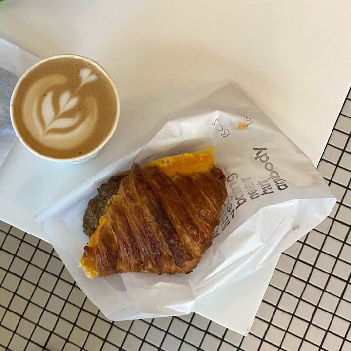 photo of To Live For Bakery & Cafe Breakfast Croissant shared by @alerrag on  15 May 2024 - review