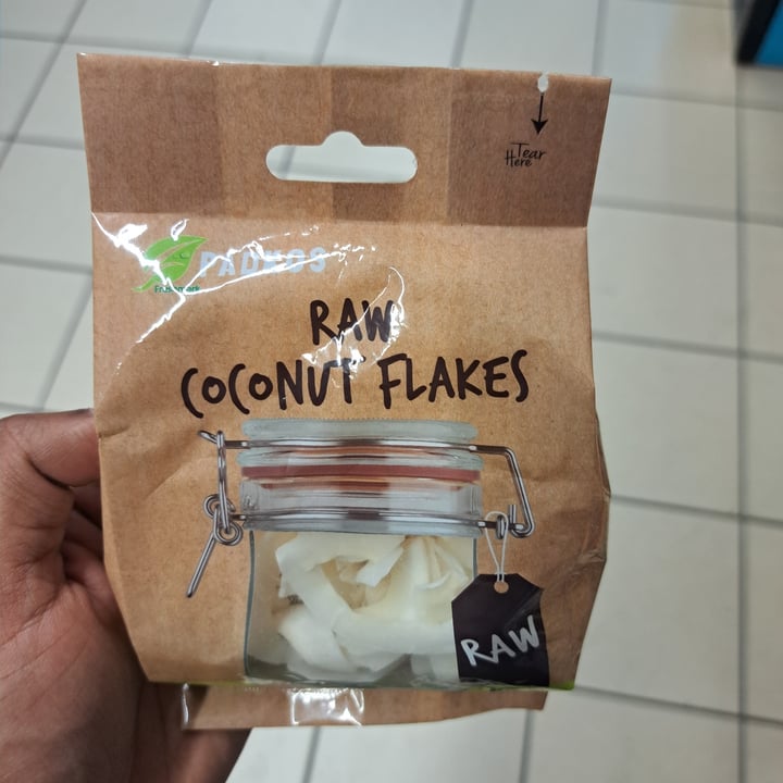 photo of Padkos Raw Coconut Flakes shared by @udeshs on  27 Apr 2024 - review